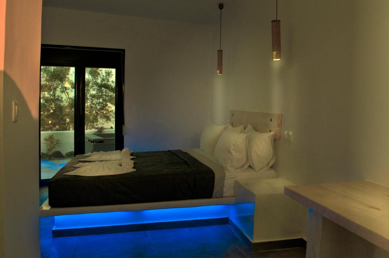 Sun Springs Suites Kamári Kültér fotó
